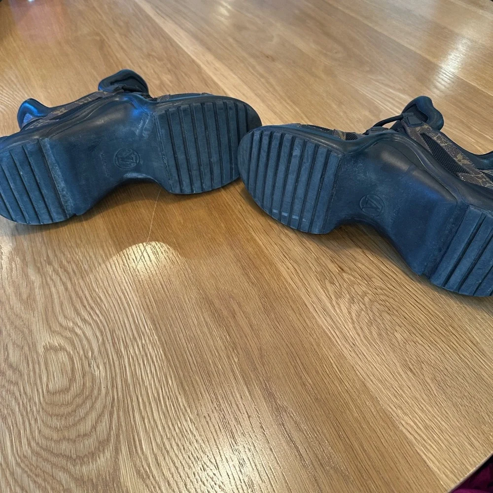 $1080 NEW 100% Auth Louis Vuitton LV Archlight Women's Sneaker 38 Black Monogram - Picture 7 of 11